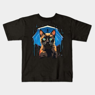 Siamese Cat Rainy Day With Umbrella Kids T-Shirt